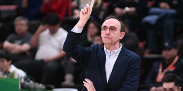 开云体育官网-辽宁男篮8分险胜！完成大逆转，布罗金顿首秀3分，莫兰德爆发