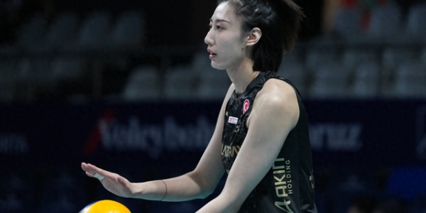 开云体育app-朱婷越打越油！2场合砍33分晋级意甲四强，王媛媛冲击留洋首冠|拦网|1/4决赛|科内|瓦基弗银行|中国女排_新浪体育_新浪新闻