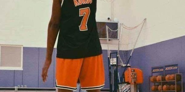 开云体育-【人物】四段讲述还原场下KD 传奇并非只靠上天眷顾