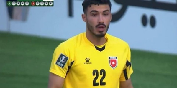 开云体育官网-预定年度名场面！约旦门将提前开香槟失败，博主：疯狂足球新素材