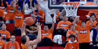 开云体育-【低迷只是暂时！】上海男篮106-92北控男篮，豪取常规赛五连胜！