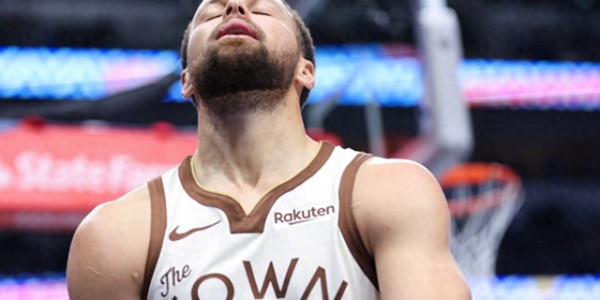 开云体育-再打1场！皮尔斯用19年书写的得分纪录，就要被库里超越了|保罗·皮尔斯|斯蒂芬·库里|波士顿凯尔特人队|保罗-皮尔斯|杰森-塔图姆_新浪体育_新浪新闻