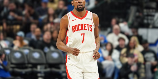 给年轻球迷的建议？杜兰特：保持自律 然后找到那份热爱！